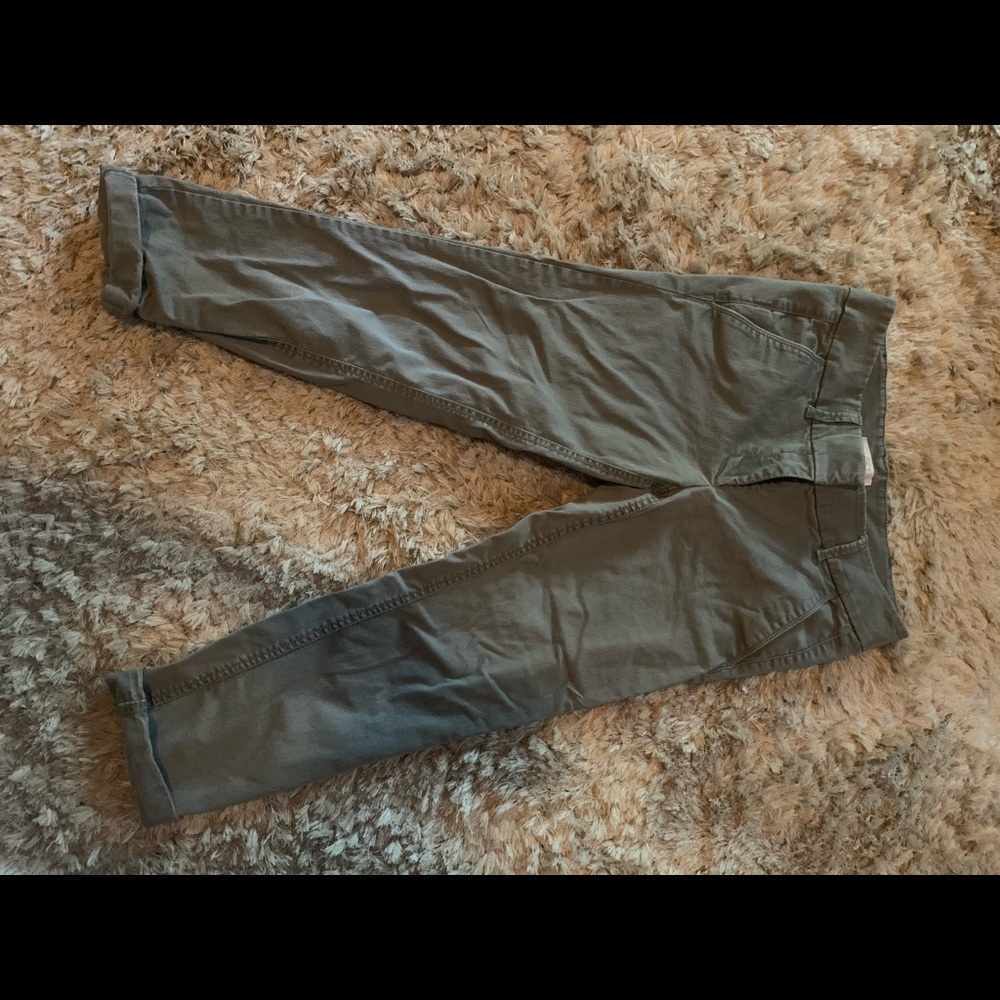 Army green cropped pants